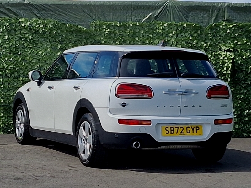 Mini Clubman 1.5 Cooper Classic 6Dr White #2