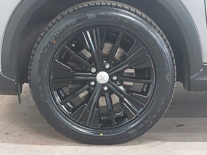 Mitsubishi Eclipse Cross 1.5 3 Brown #19
