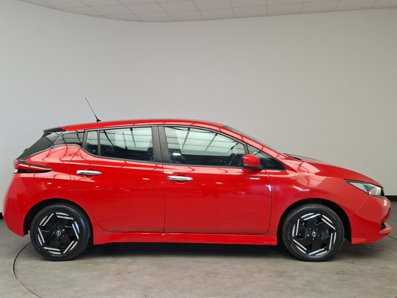 Nissan Leaf 110Kw Acenta 39Kwh Red #4