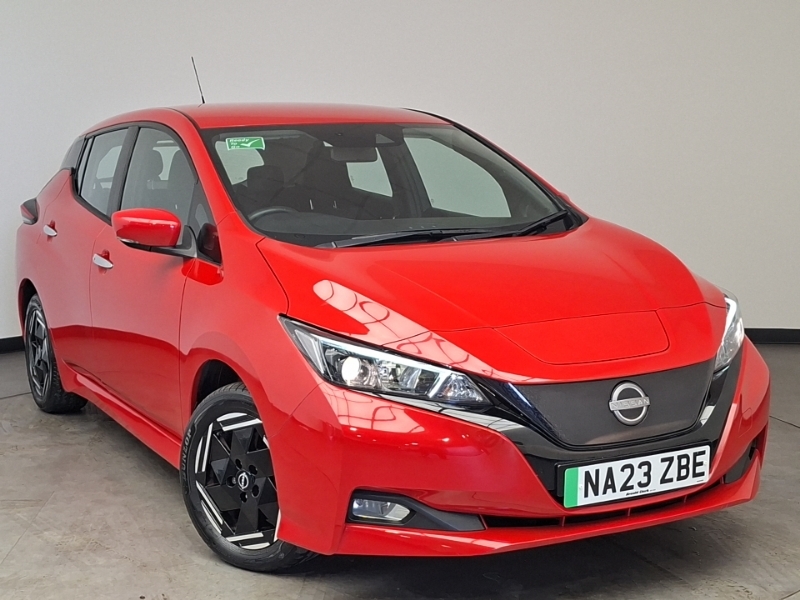 Nissan Leaf 110Kw Acenta 39Kwh Red