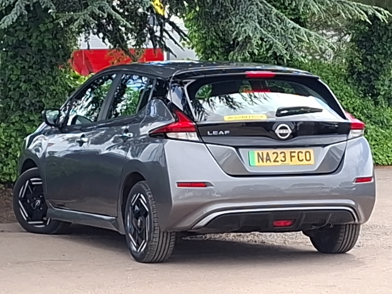 Nissan Leaf 110Kw Acenta 39Kwh Tech Pack Grey #2