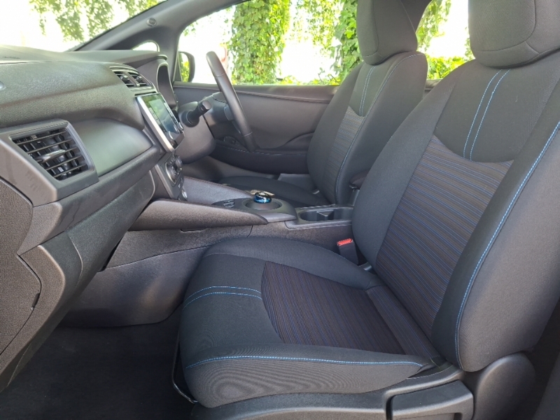 Nissan Leaf 110Kw Acenta 39Kwh Tech Pack Grey #5