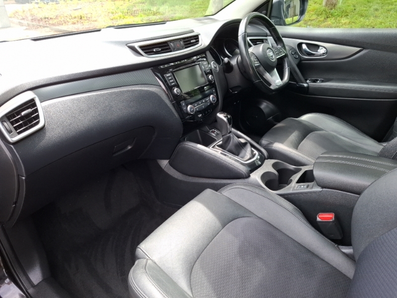 Nissan Qashqai 1.5 Dci 115 Tekna Dct NY19RZW Black #5
