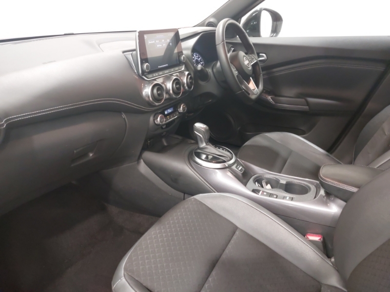 Nissan Juke 1.6 Hybrid N-connecta Red #5