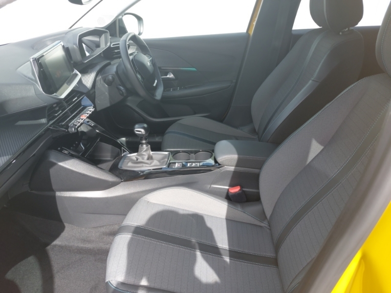 Peugeot 208 1.2 Puretech 100 Allure Premium Yellow #5