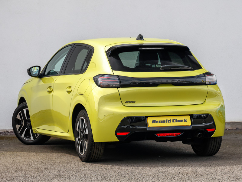 Peugeot 208 1.2 Puretech 100 Allure Yellow #2