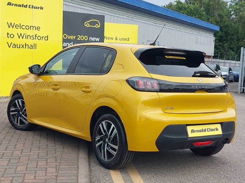 Peugeot 208 1.2 Puretech 100 Active Premium Eat8 Yellow #2