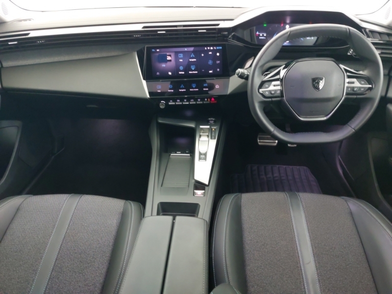 Peugeot 308 1.2 Puretech Allure Premium Eat8 Red #3
