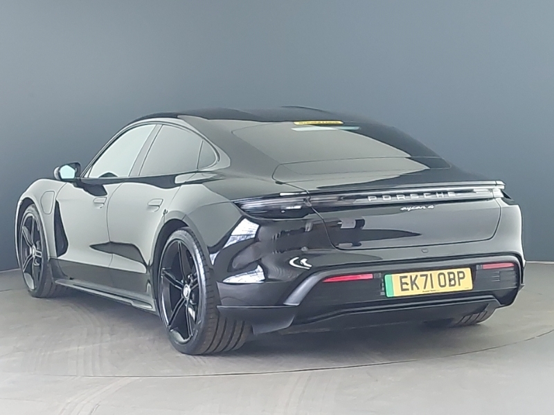 Porsche Taycan 390Kw 4S 79Kwh Black #2