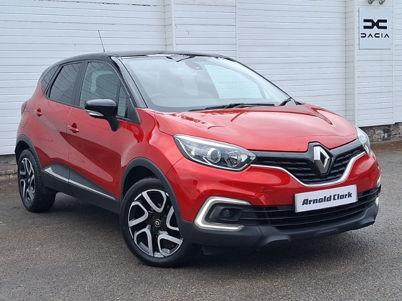 Renault Captur 0.9 Tce 90 Iconic Red