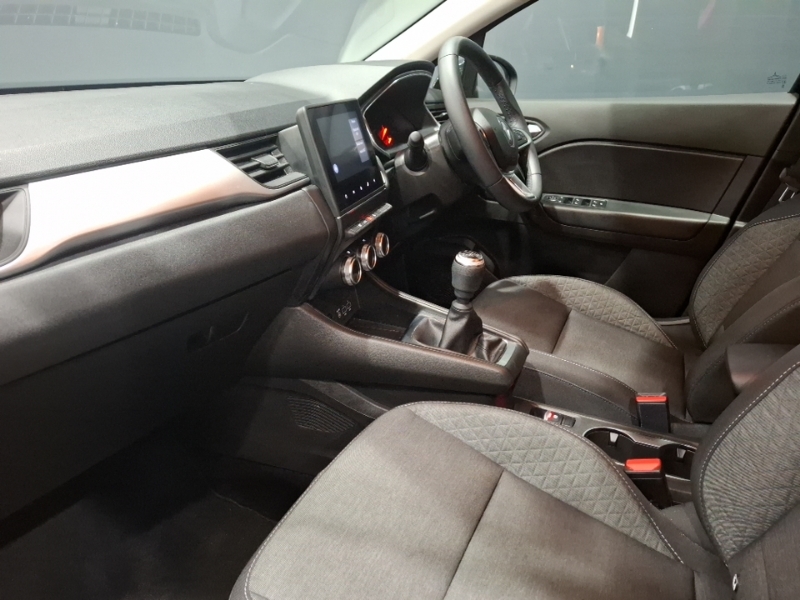 Renault Captur 1.3 Mild Hybrid 140 Evolution Black #5
