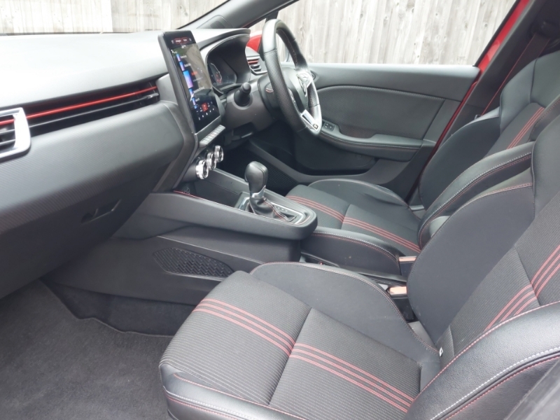 Renault Clio 1.6 E-tech Hybrid 140 Rs Line Red #5