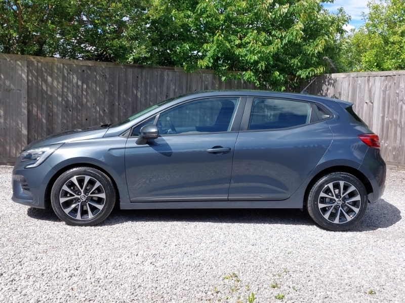 Renault Clio 1.6 E-tech Hybrid 140 Iconic Edition Grey #4
