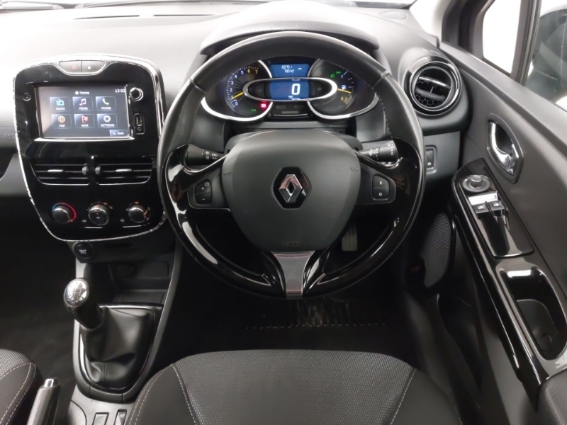 Renault Clio Red #8