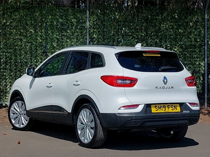 Renault Kadjar 1.5 Blue Dci Iconic White #2