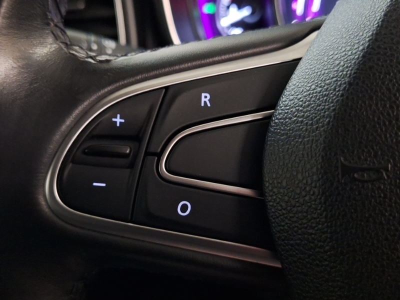 Renault Koleos Hatchback Silver #12
