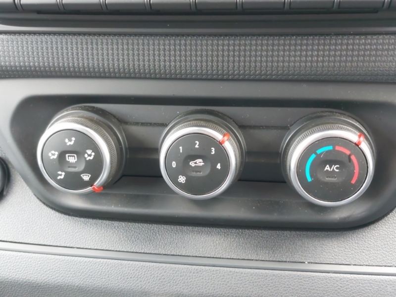 Renault Trafic Ll30 Blue Dci 150 Advance 9 Seater Edc Silver #16