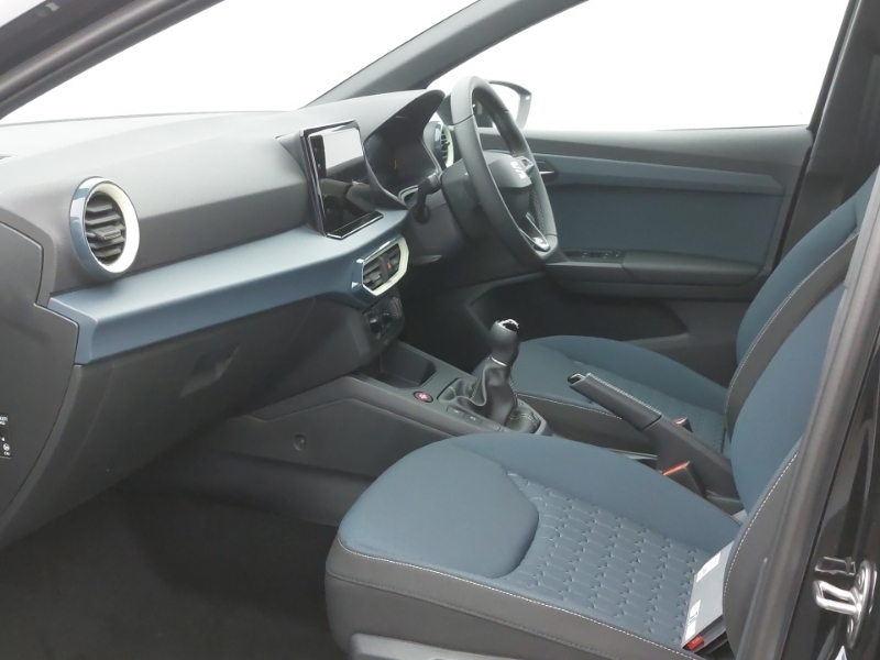 Seat Ibiza 1.0 Tsi 95 Se Technology Black #5