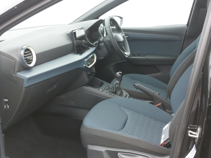 Seat Ibiza 1.0 Tsi 95 Se Technology Black #5