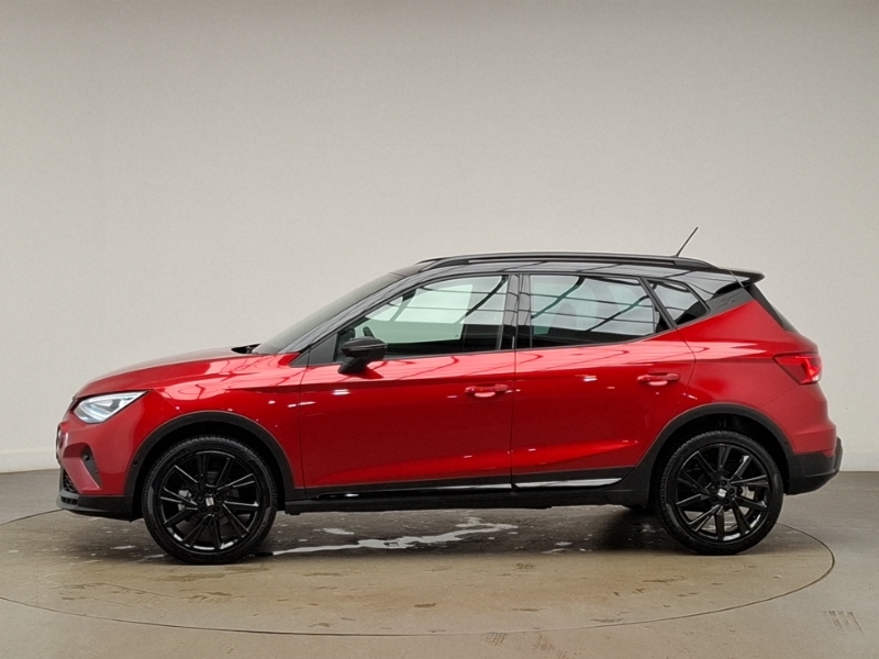 Seat Arona 1.0 Tsi 115 Fr Black Edition Dsg Red #4