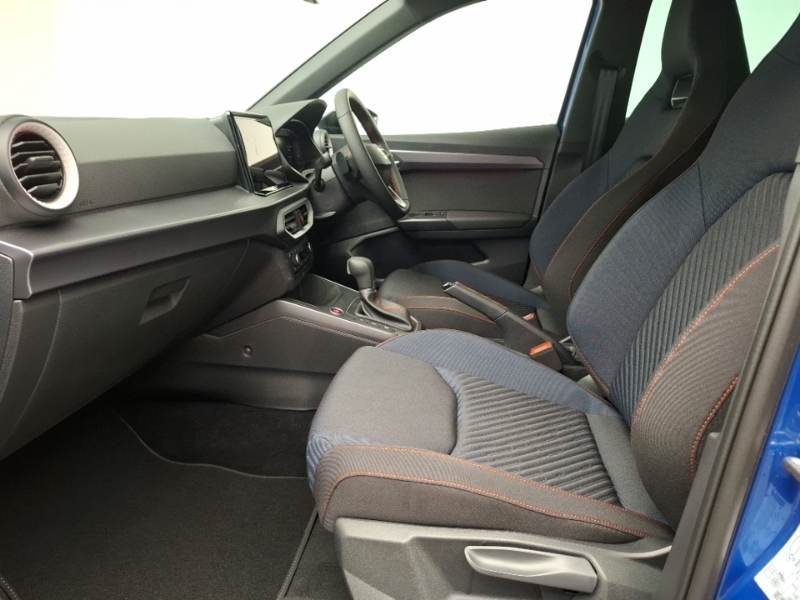Seat Arona 1.0 Tsi 115 Fr Black Edition Dsg Blue #5