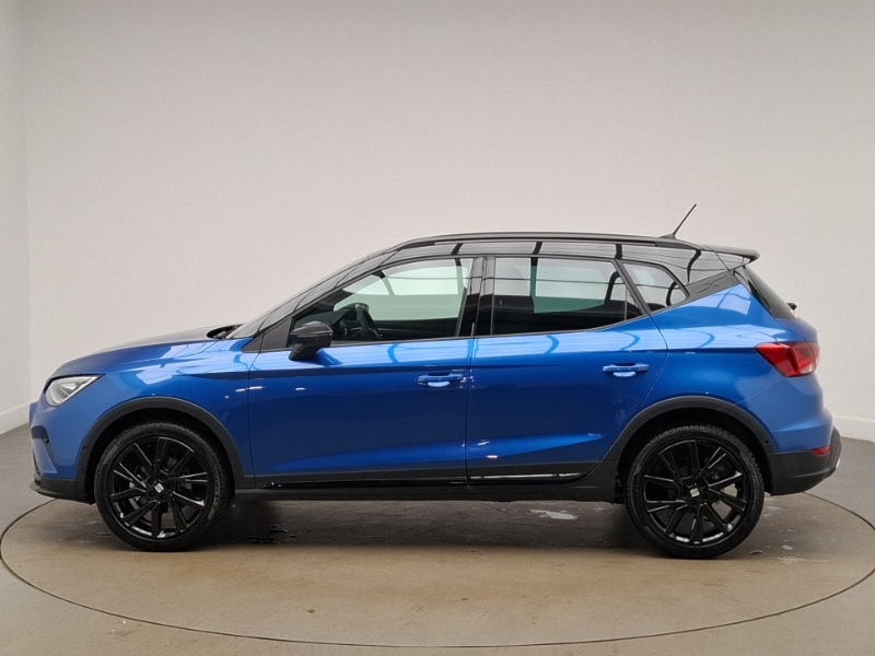 Seat Arona 1.0 Tsi 115 Fr Black Edition Dsg Blue #4