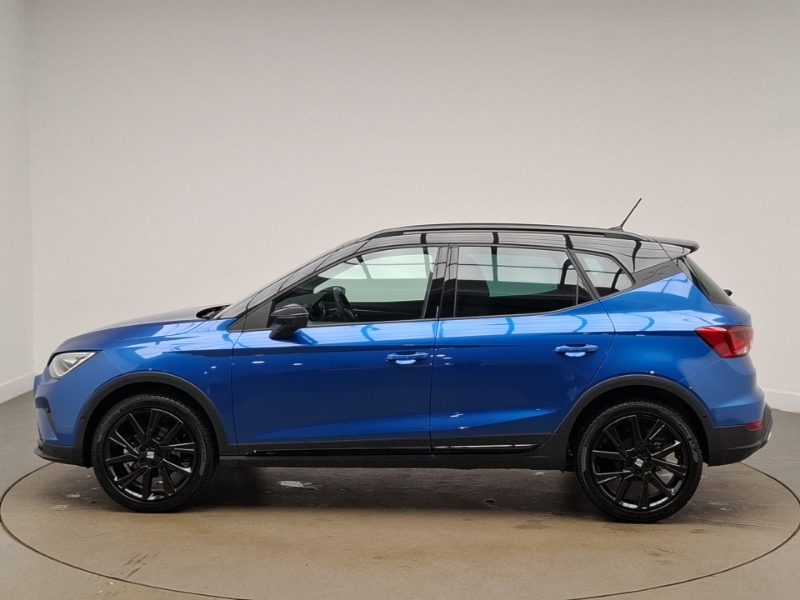 Seat Arona 1.0 Tsi 115 Fr Black Edition Dsg Blue #4