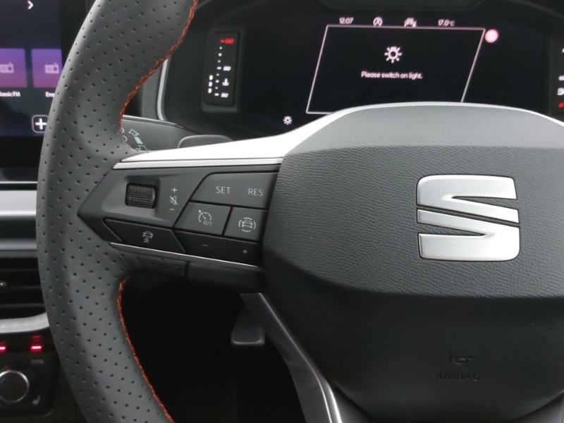 Seat Arona 1.0 Tsi 115 Fr Black Edition Dsg Black #12