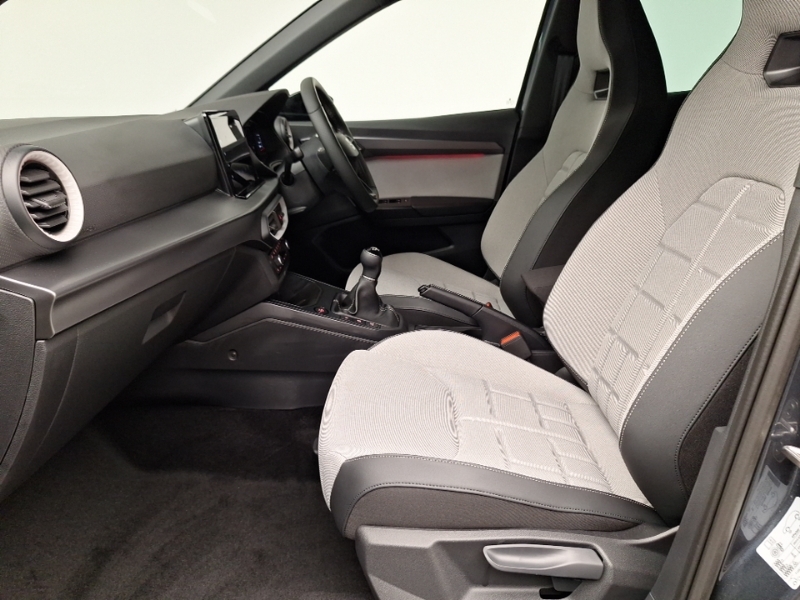 Seat Arona 1.0 Tsi 115 Fr Sport Grey #5