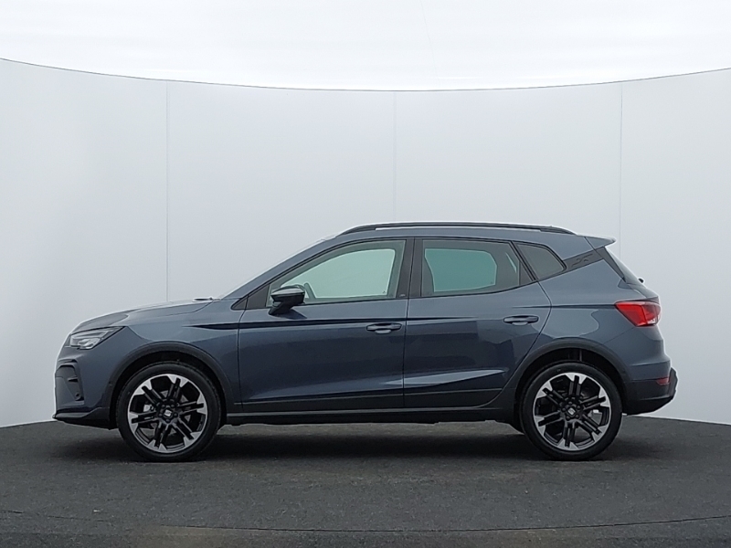 Seat Arona 1.0 Tsi 115 Fr Sport Grey #4