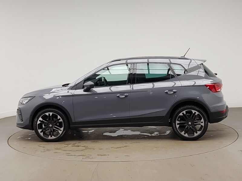 Seat Arona 1.0 Tsi 115 Fr Sport Grey #4