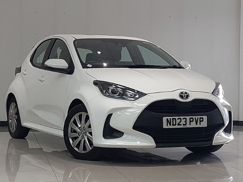 Toyota Yaris 1.5 Hybrid Icon Cvt White