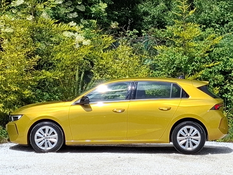 Vauxhall Astra 1.2 Turbo Design SD72DPE Yellow #4