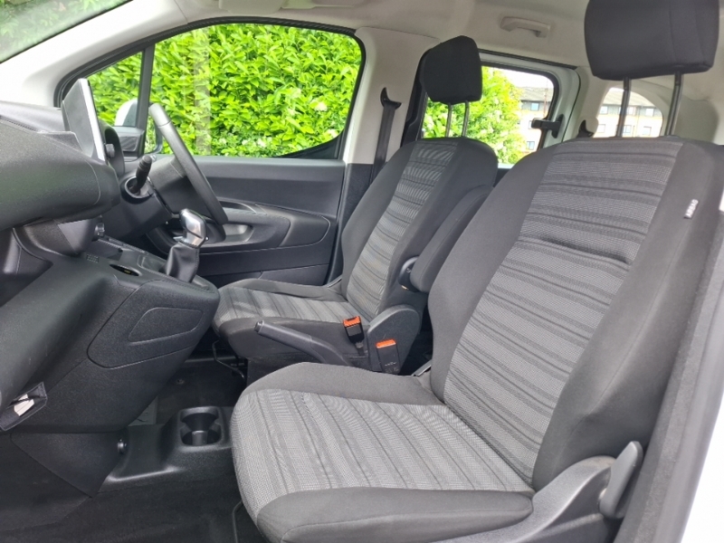 Vauxhall Combo Life 1.5 Turbo D Energy White #5