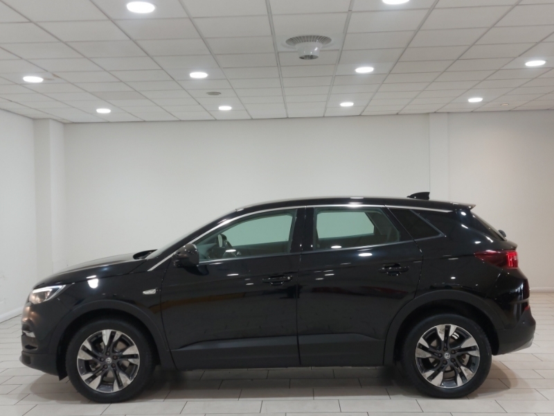 Vauxhall Grandland X 1.2 Turbo Sport Nav Black #4