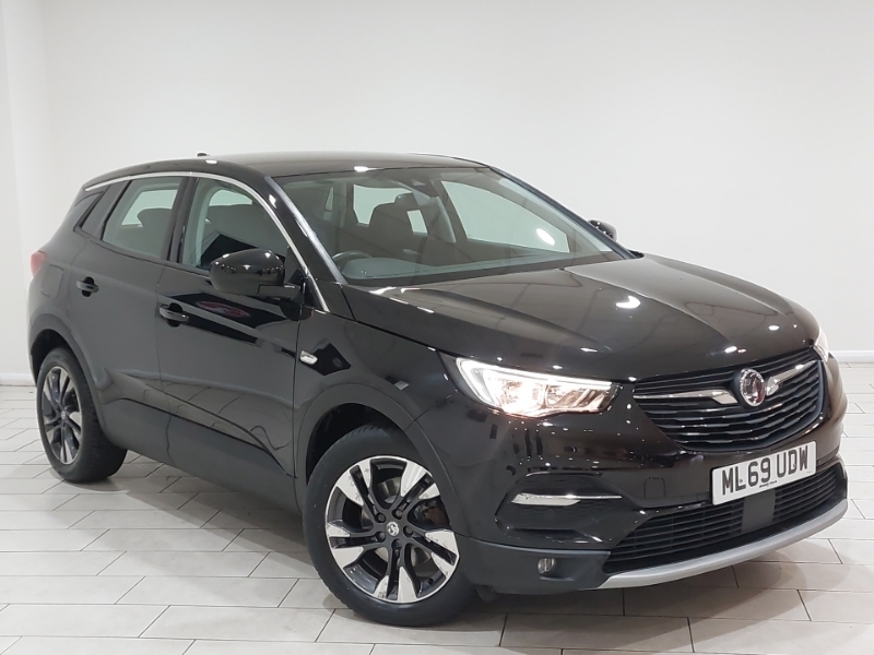 Vauxhall Grandland X 1.2 Turbo Sport Nav Black