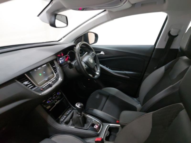 Vauxhall Grandland X 1.2 Turbo Sport Nav Black #5