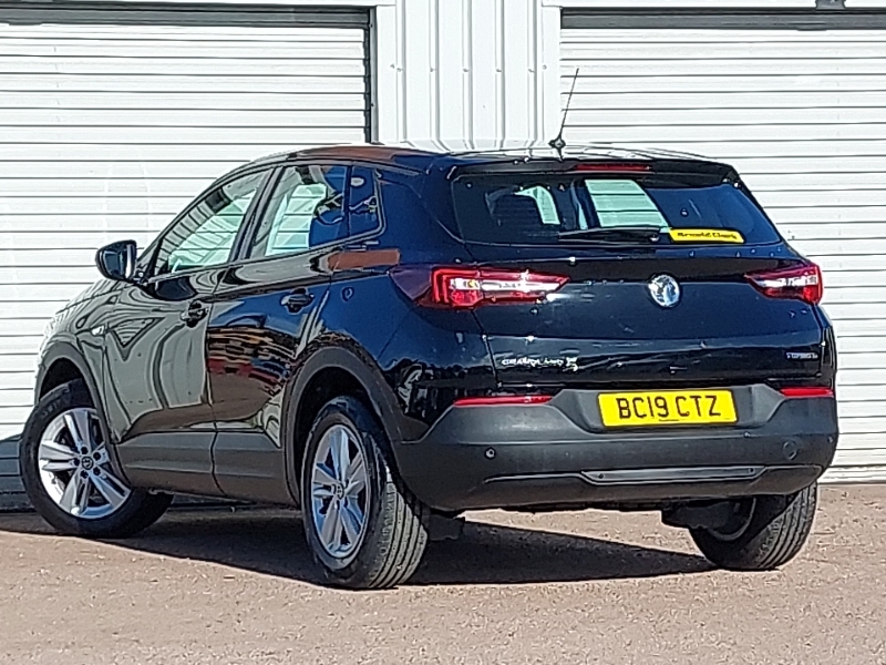 Vauxhall Grandland X 1.5 Turbo D Se 6 Speed Black #2