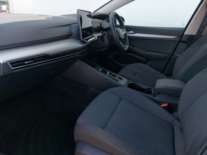 Volkswagen Golf 1.5 Tsi 204 Match Ehybrid Dsg Black #5