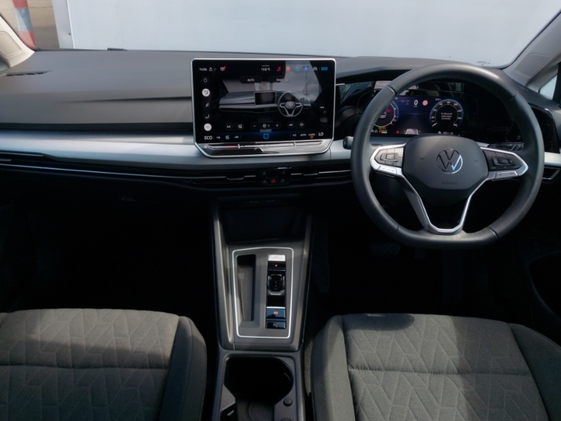 Volkswagen Golf 1.5 Tsi 204 Match Ehybrid Dsg Black #3