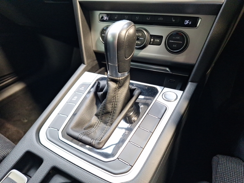Volkswagen Passat 2.0 Tdi Se Business Silver #16
