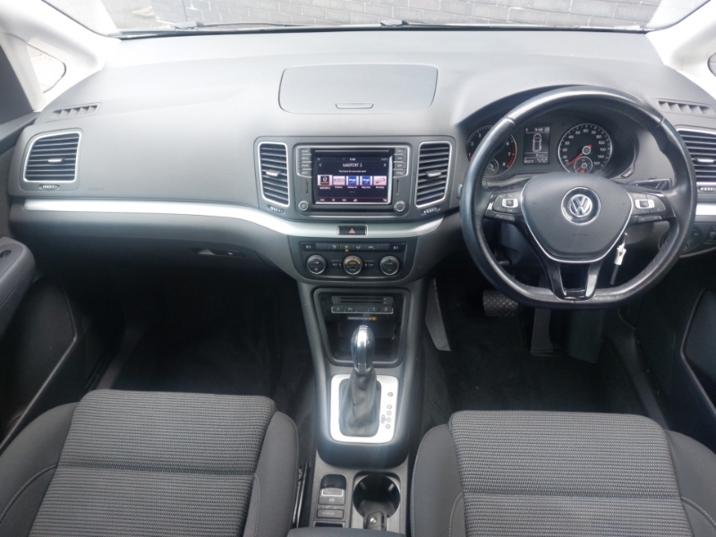 Volkswagen Sharan 1.4 Tsi Se Nav Dsg Silver #3