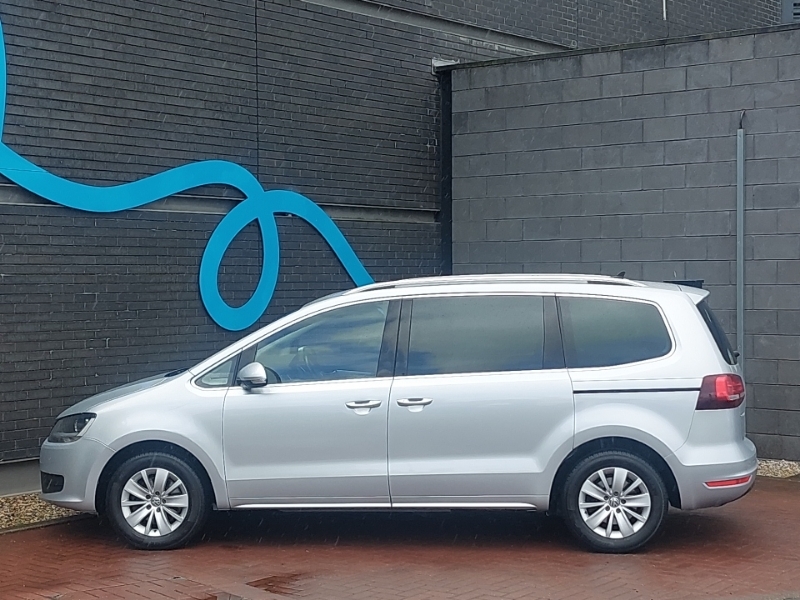 Volkswagen Sharan 1.4 Tsi Se Nav Dsg Silver #4