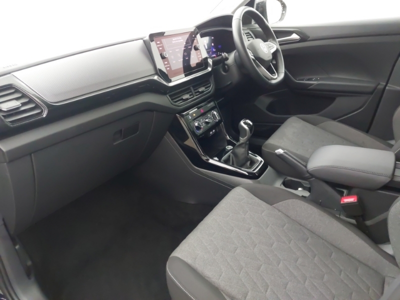 Volkswagen T-Cross 1.0 Tsi 115 Match GD24ZPX Black #5