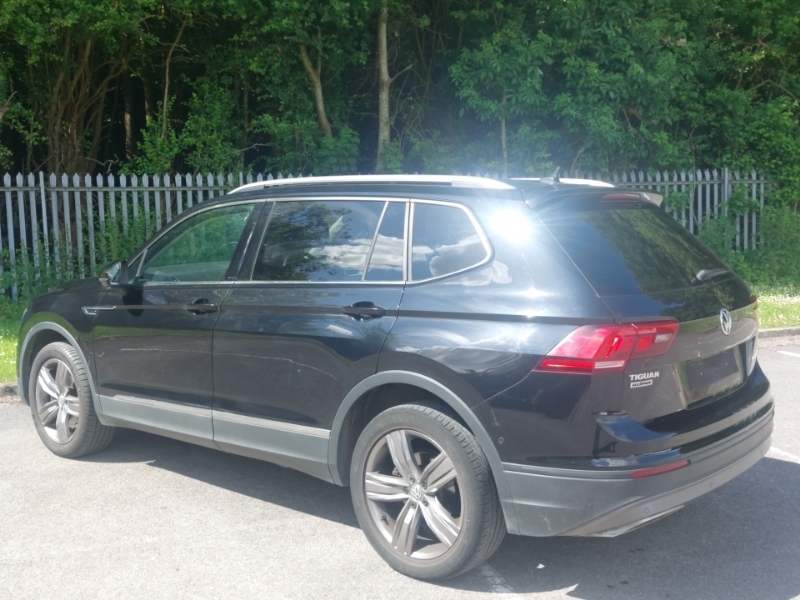 Volkswagen Tiguan Allspace 1.5 Tsi Evo Match Dsg Black