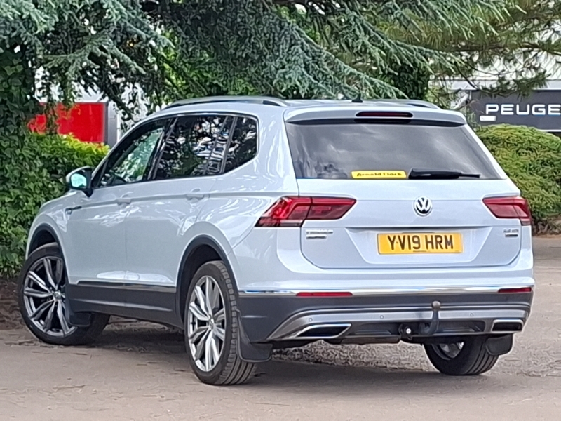 Volkswagen Tiguan Allspace 2.0 Tdi 190 4Motion Sel Dsg Silver #2