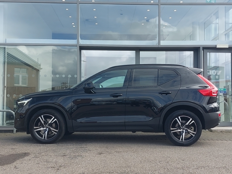 Volvo XC40 2.0 B3p Plus Dark Black #4
