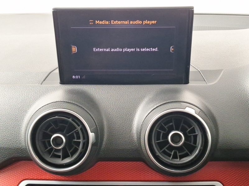 Audi Q2 35 Tfsi S Line S Tronic 2020 Grey #9