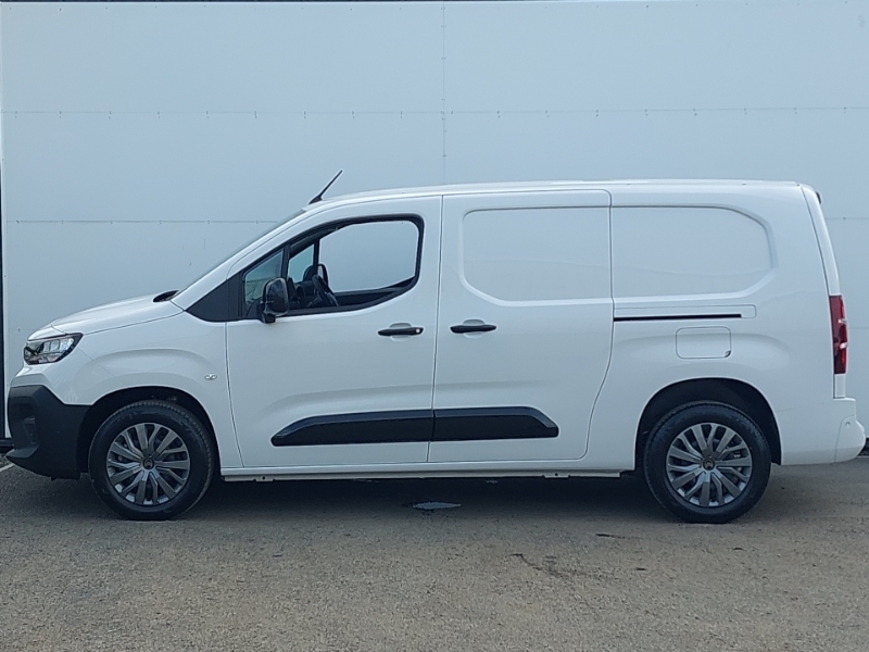Citroen Berlingo 1.5 D 100Ps Van Driver SM26TWL White #4
