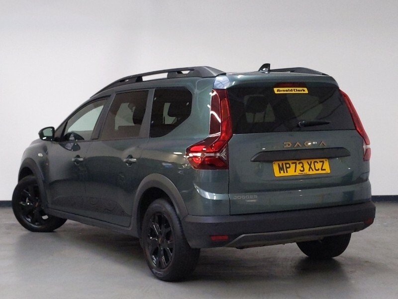 Dacia Jogger 1.6 Hev Extreme Green #2